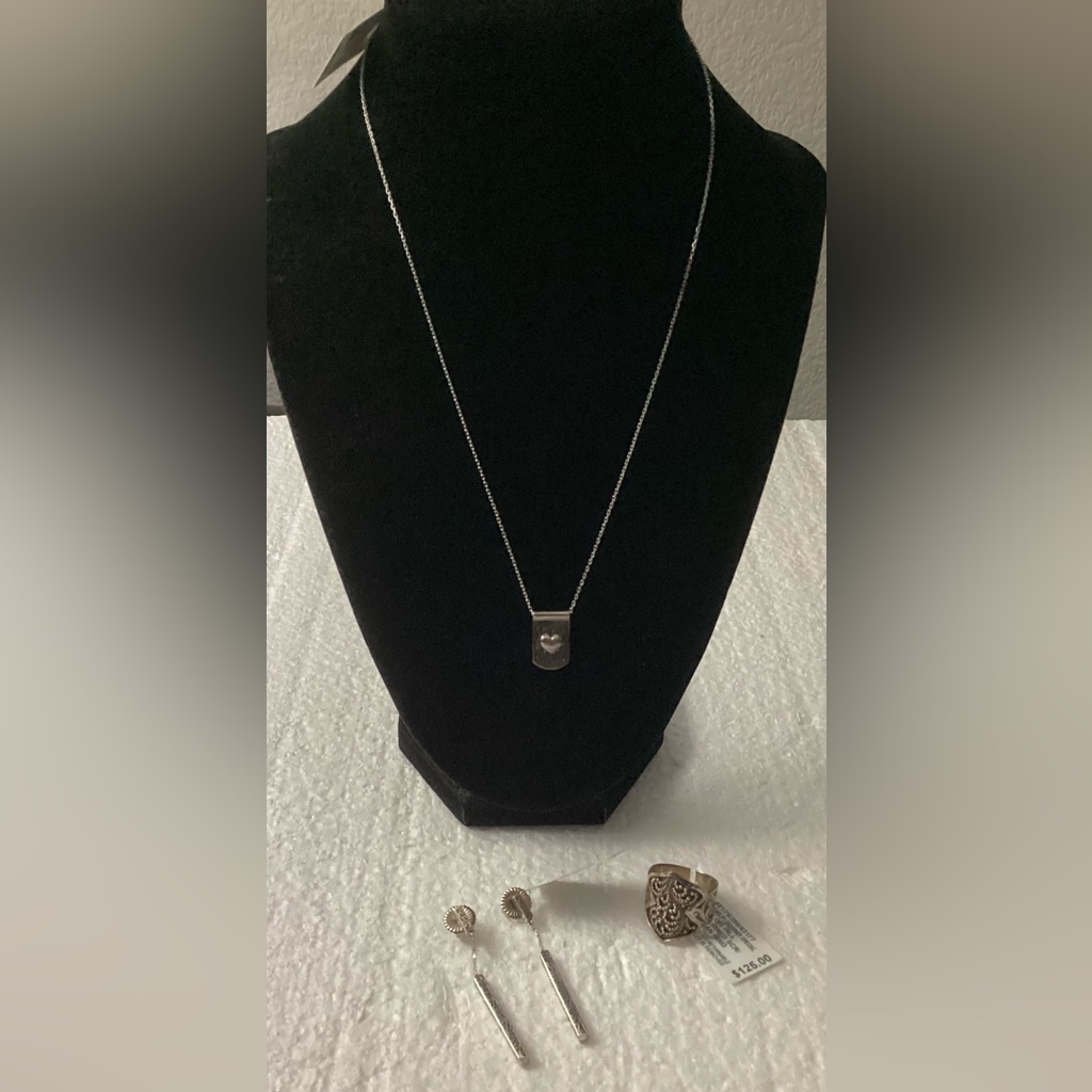 Lois Hill Sterling Silver Necklace Earrings And Ring Set 330$